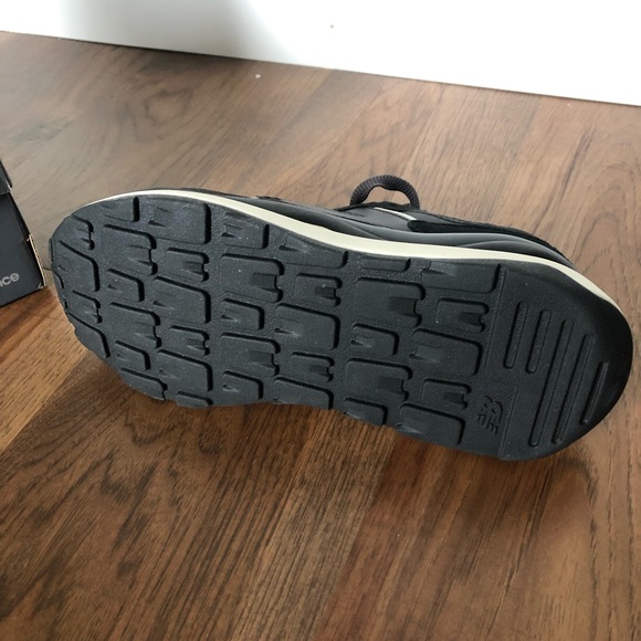 W5740CHB Brand new black new balance 5740’s - Picture 5 of 5